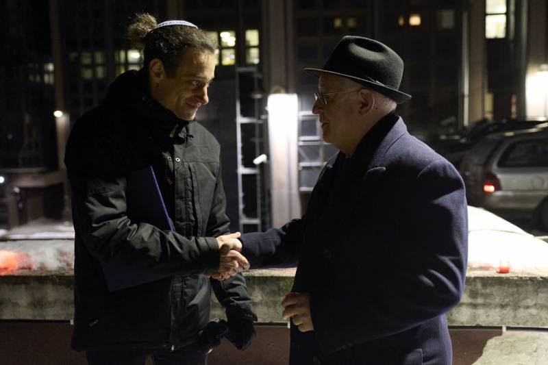 4096-2732-max (4).jpg